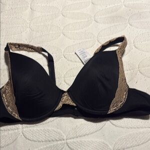 Elegant Black Lace Bra NWT Soma